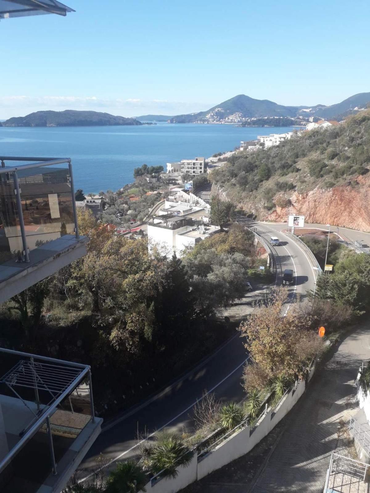 Sea View Apartments Panorama Przno Sveti Stefan Bagian luar foto